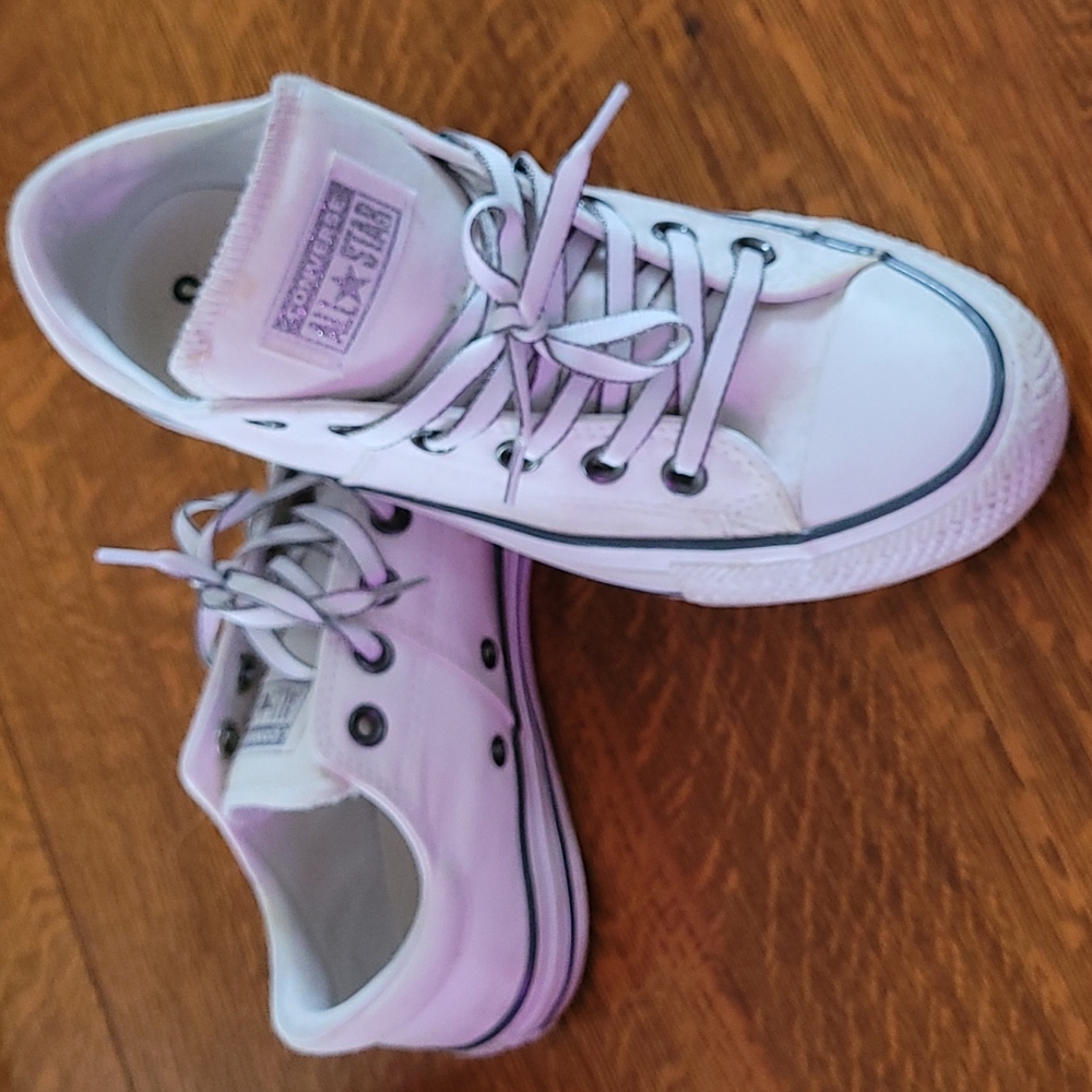 Women's White Converse Sneakers 8.5